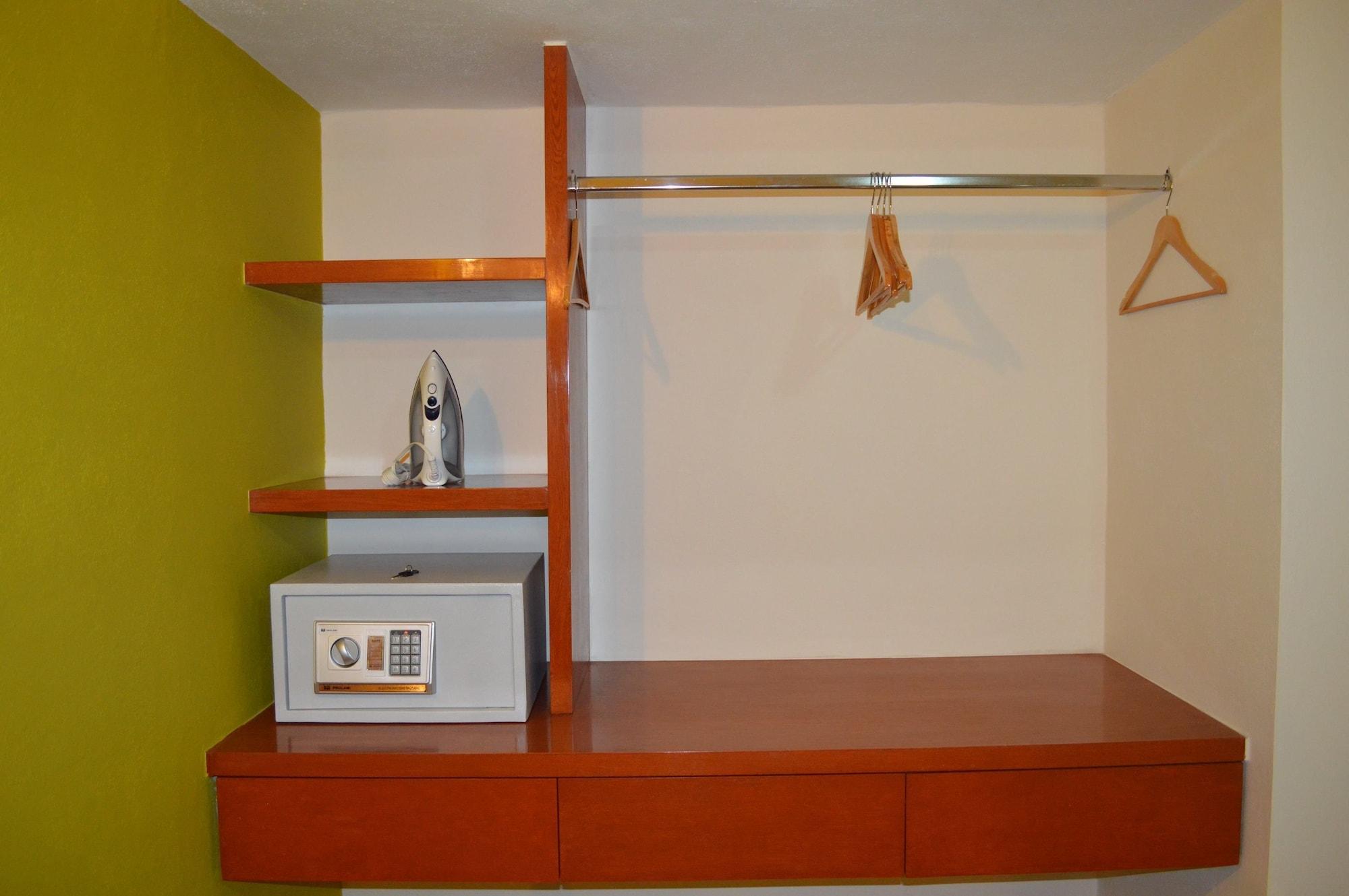 Concierge Plaza La Villa Colima Luaran gambar